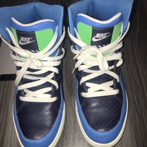 Vintage Men Nike Air Top Shoes